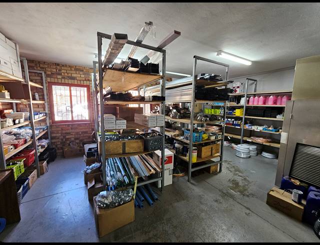 302M² MINI FACTORY FOR SALE IN KYA SANDS
